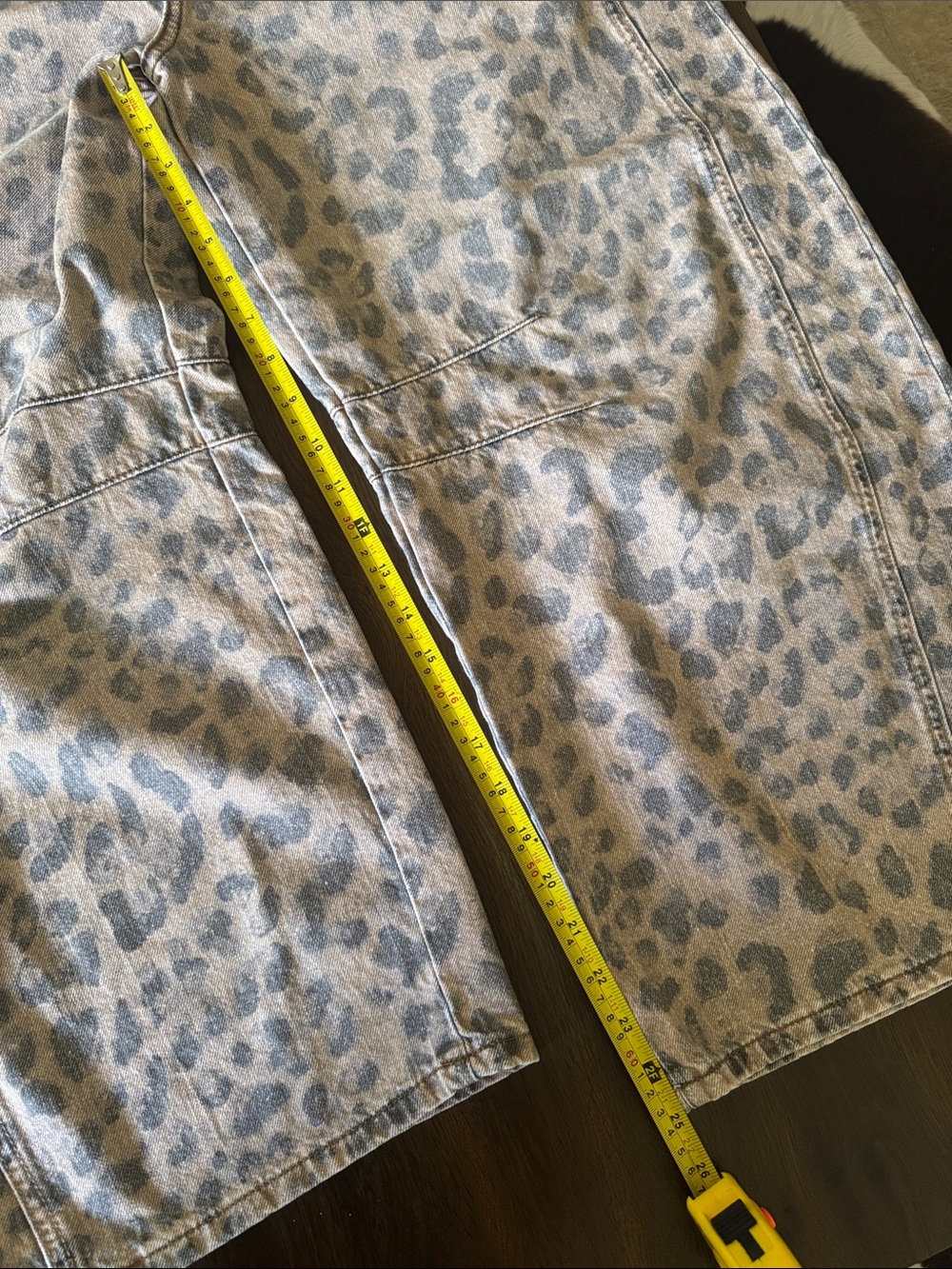Free People We The Free Good Luck barrel jeans in a leopard print size 31 - Picture 10 of 16